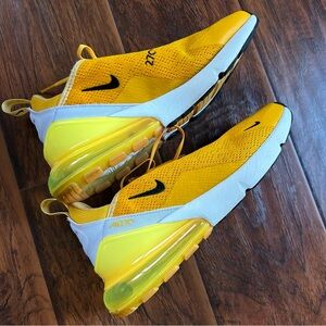 Nike Women's Yellow and White Sneakers